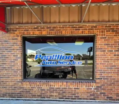 Custom Window Graphics Photo